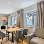 Luisalle 2 Apartman *